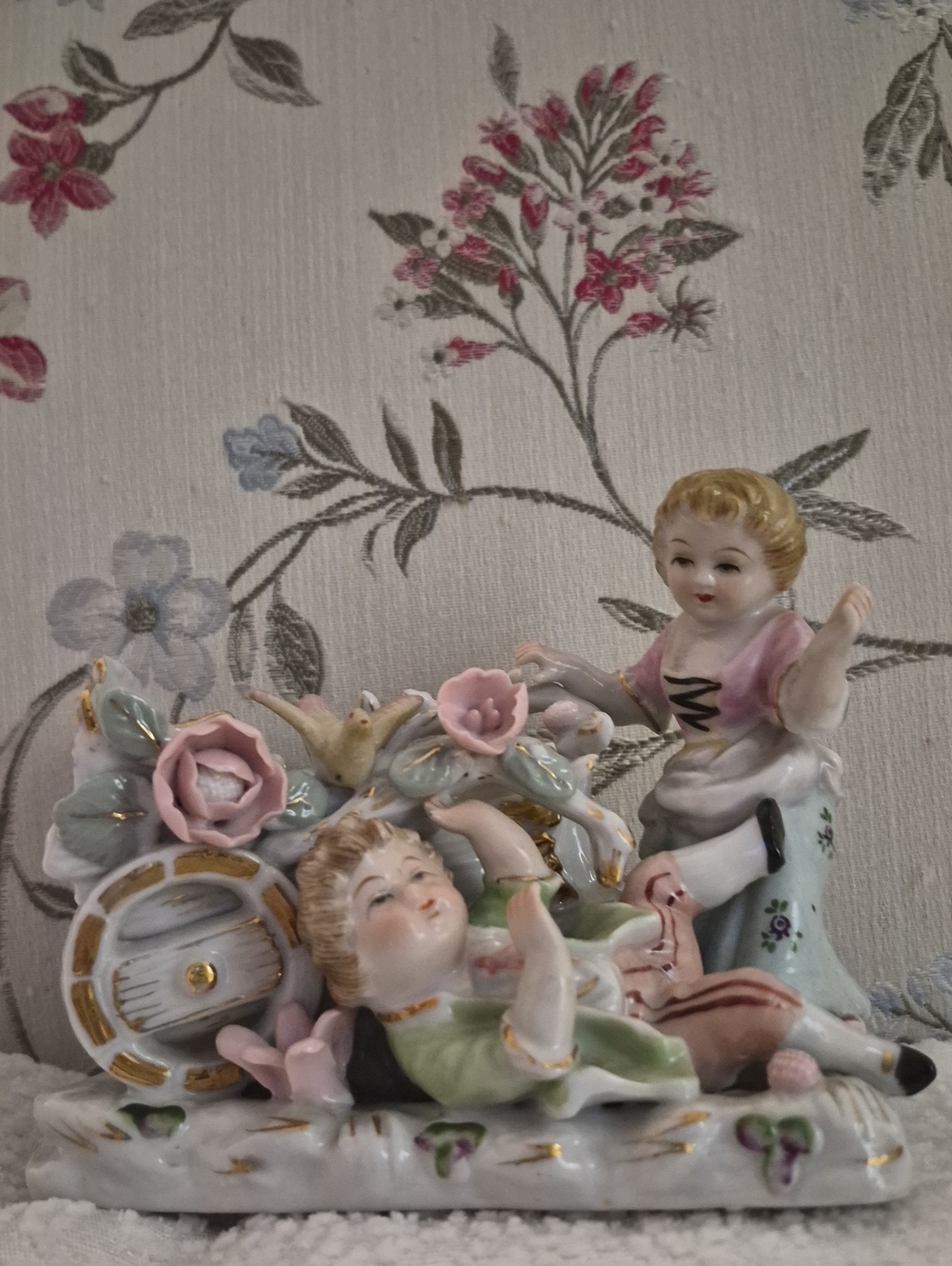 Vintage Hand-Painted Porcelain Shabby Chic Children & Floral Cart Mold 4962